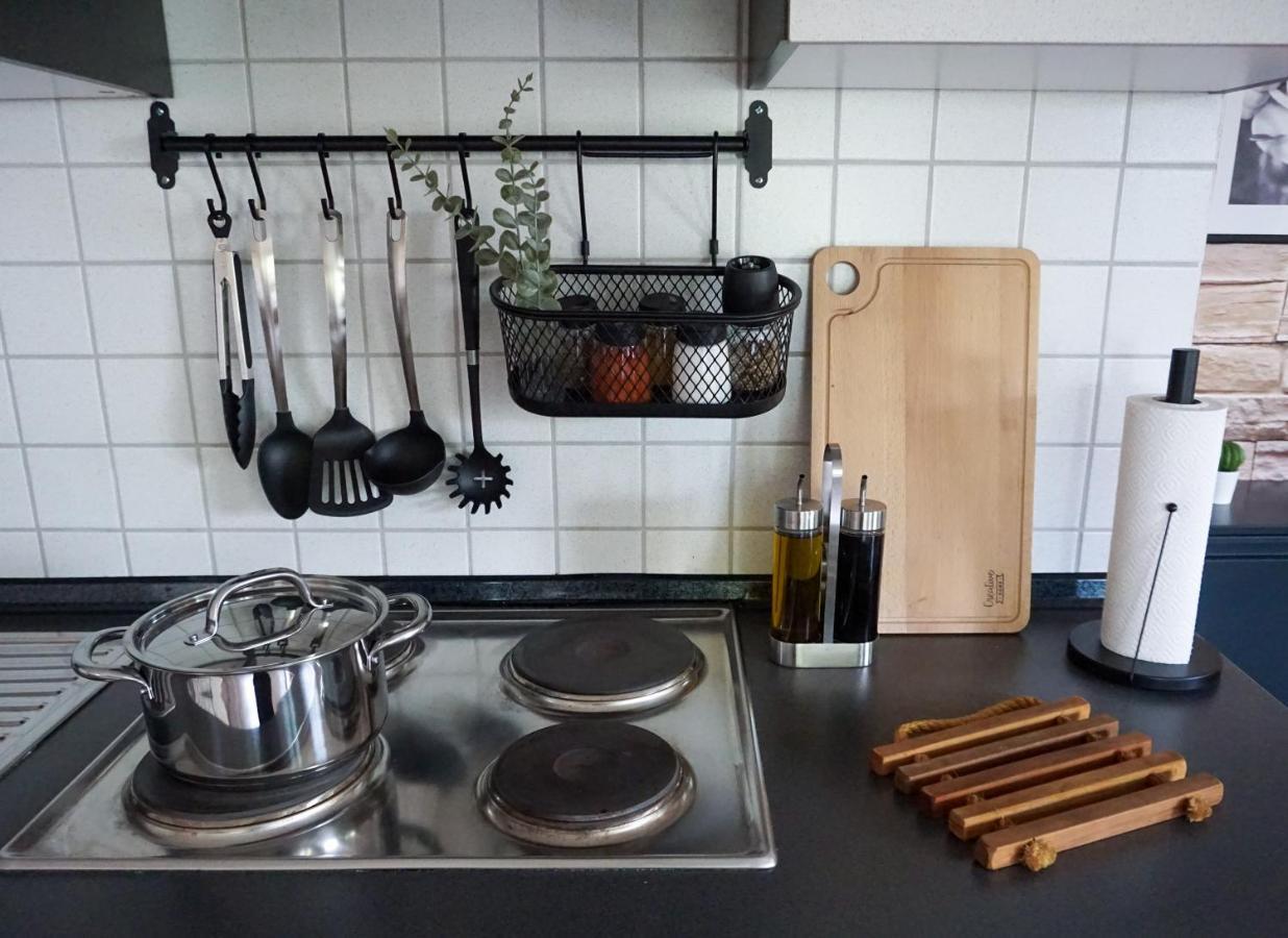 Schoene Wohnung Mit Terrasse & Blick Ins Gruene Dormettingen Buitenkant foto